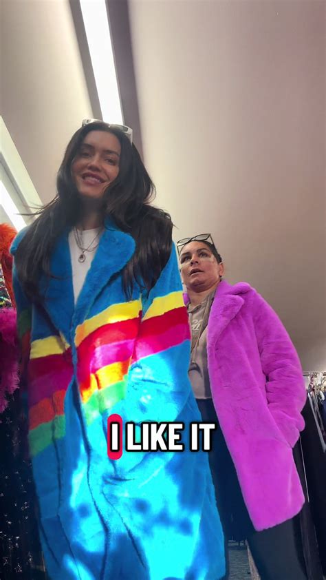 Cjdoingthingzzz - Tiktok Video From Cj Sparxx @cjdoingthingzzz Explore The Vibrant Creativity Of Courtney Tilia In This Lighthearted Video.