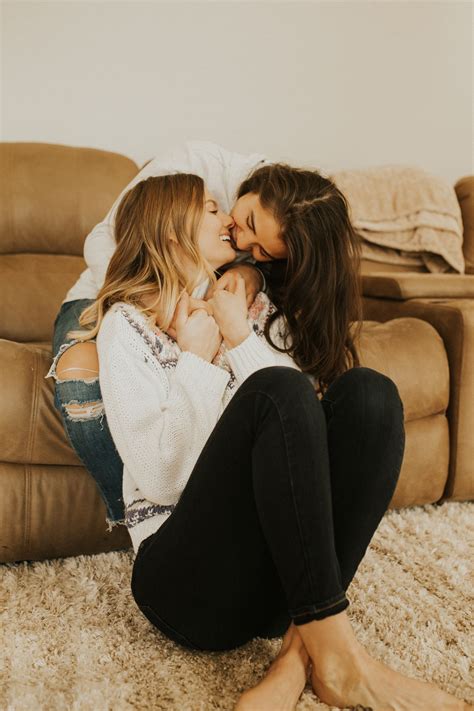 Lwsbian - How To Use Lesbian In A.