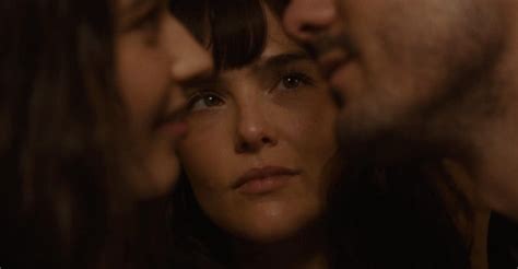 Threesom - The Threesome Official Trailer 2025 Zoey Deutch.