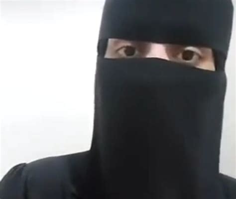 مشاعل - مشاعل هي مطربة سعودية شابة ولدت في الثامن عشر من شهر مارس وذلك في عام 1984 ولذلك فهي تبلغ من العمر 37 عام وبرجها الفلكي هو برج الحوت، هي من مواليد مدينة جدة في المملكة العربية السعودية رغم أنها.